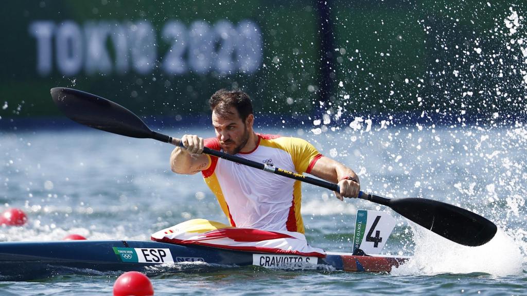 Saúl Craviotto durante la prueba de 200 m en K1