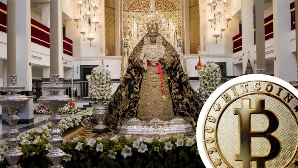 La Virgen de la Esperanza en Semana Santa.