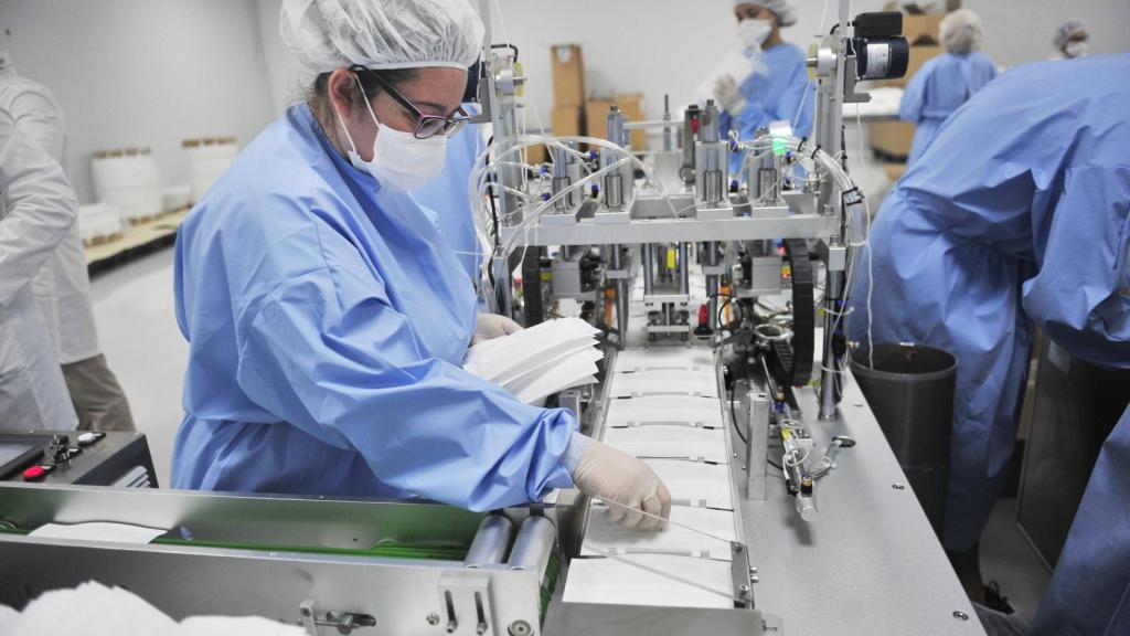 Fabricación de mascarillas en Pro Safe Plus.