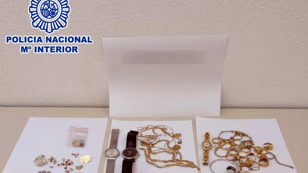 Las joyas sustraídas y posteriormente intervenidas por la Policía Nacional.