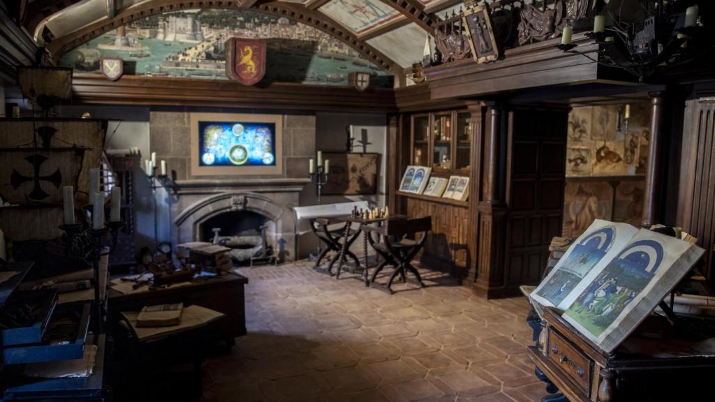 Biblioteca de la atracción Allende de la mar Océana.