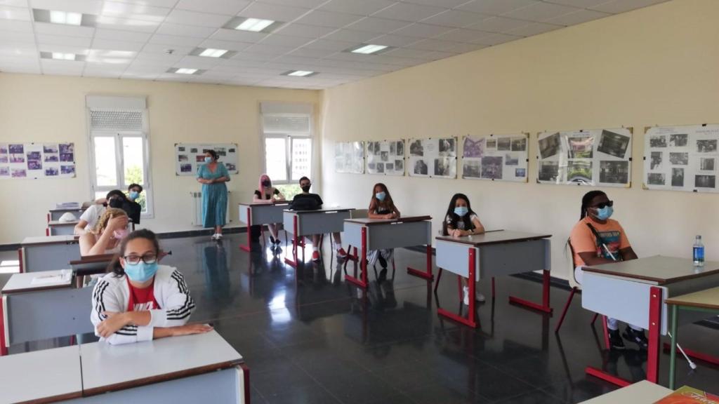 Menores con y sin discapacidad visual de toda España conviven en los cursos de inglés de la ONCE en Pontevedra