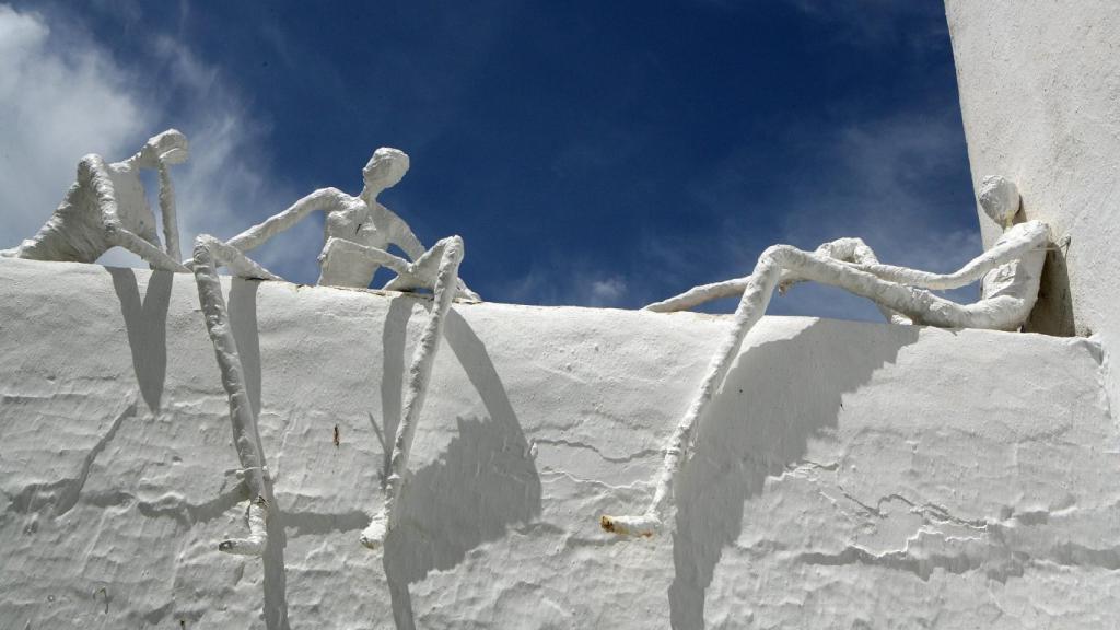 'Echando una escansá', una de las obras en las calles genalguacileñas.