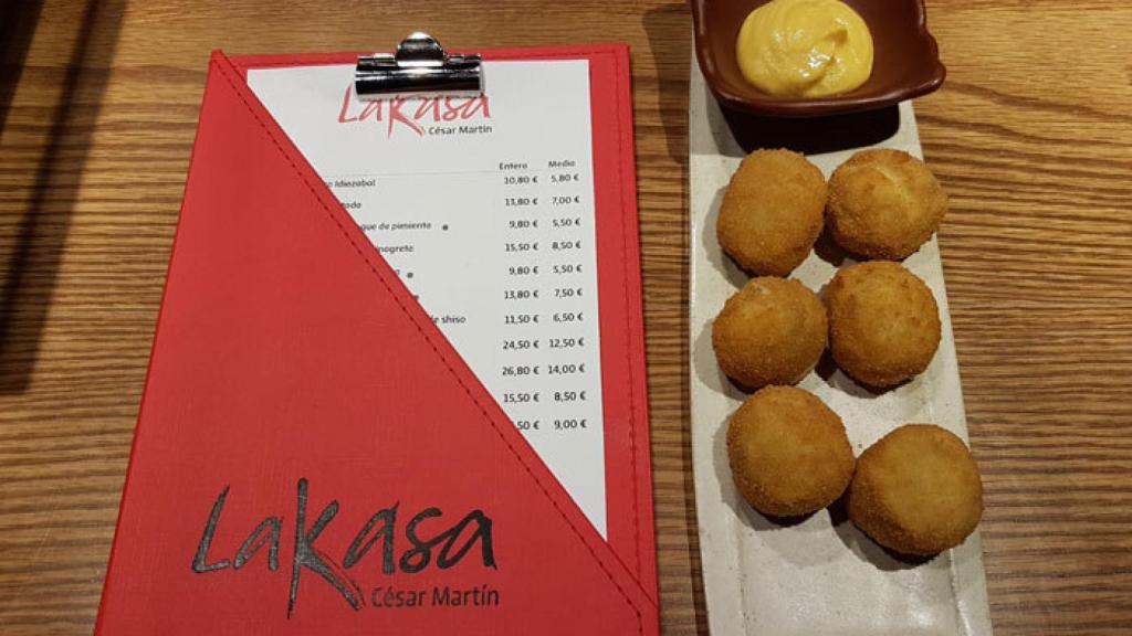 Croquetas de Lakasa.