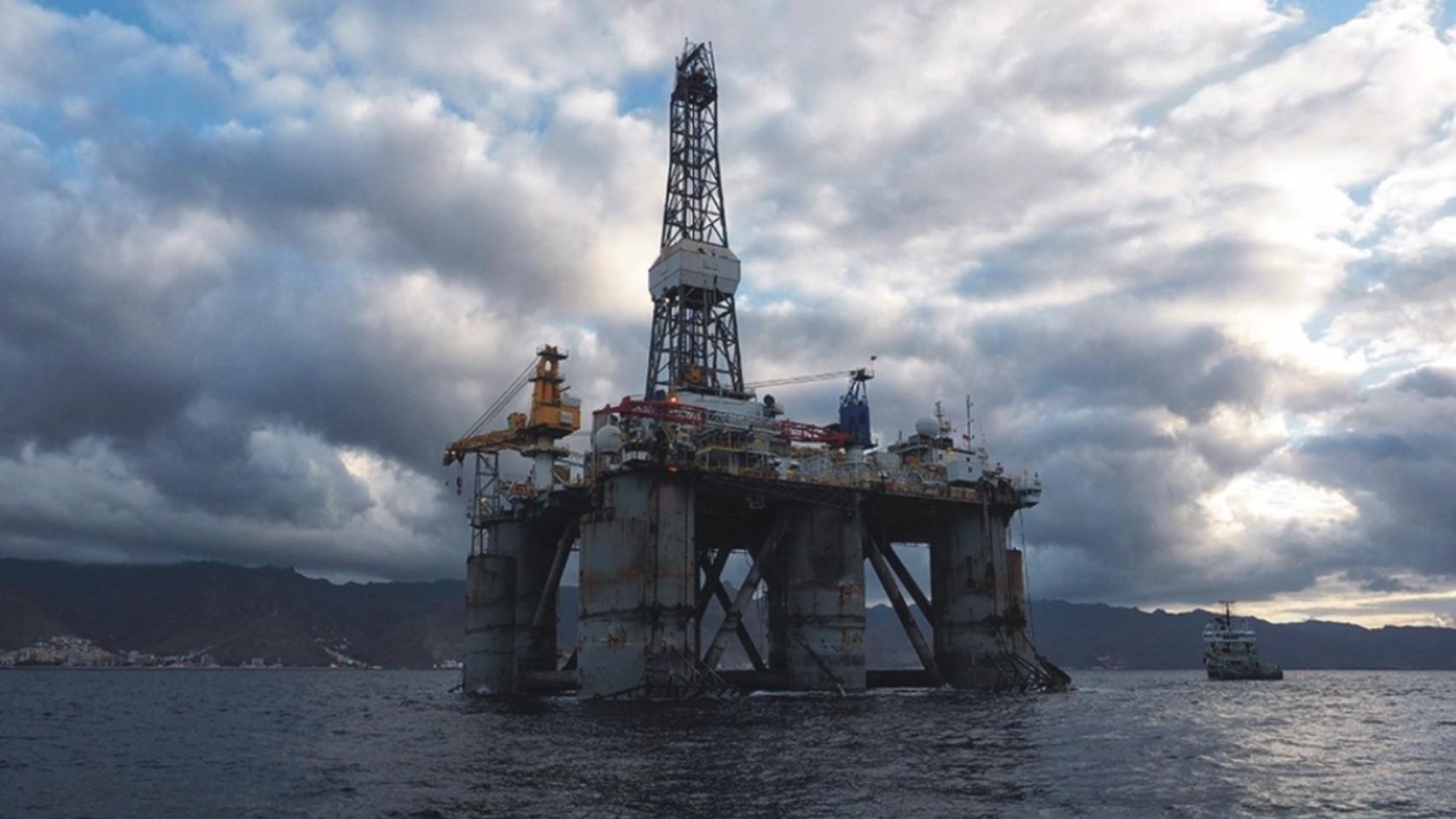 La AIE rebaja su previsión de consumo mundial de petróleo en 2021 por las cepas de Covid