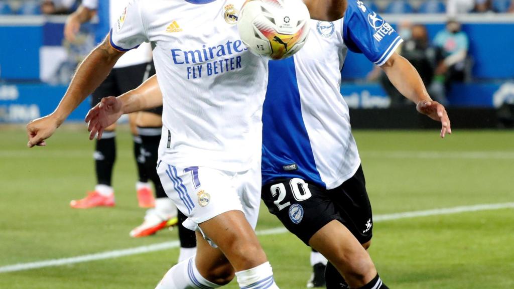 Hazard durante un partido contra el Alavés