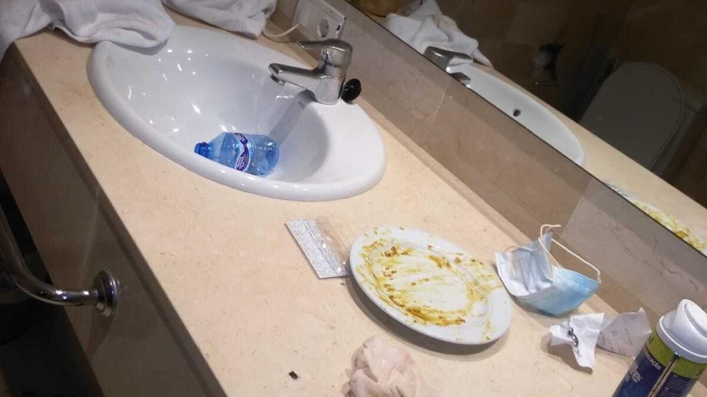 Una de las imágenes de una habitación del hotel de 4 estrellas difundidas por una camarera de piso de las Kellys de Benidorm.