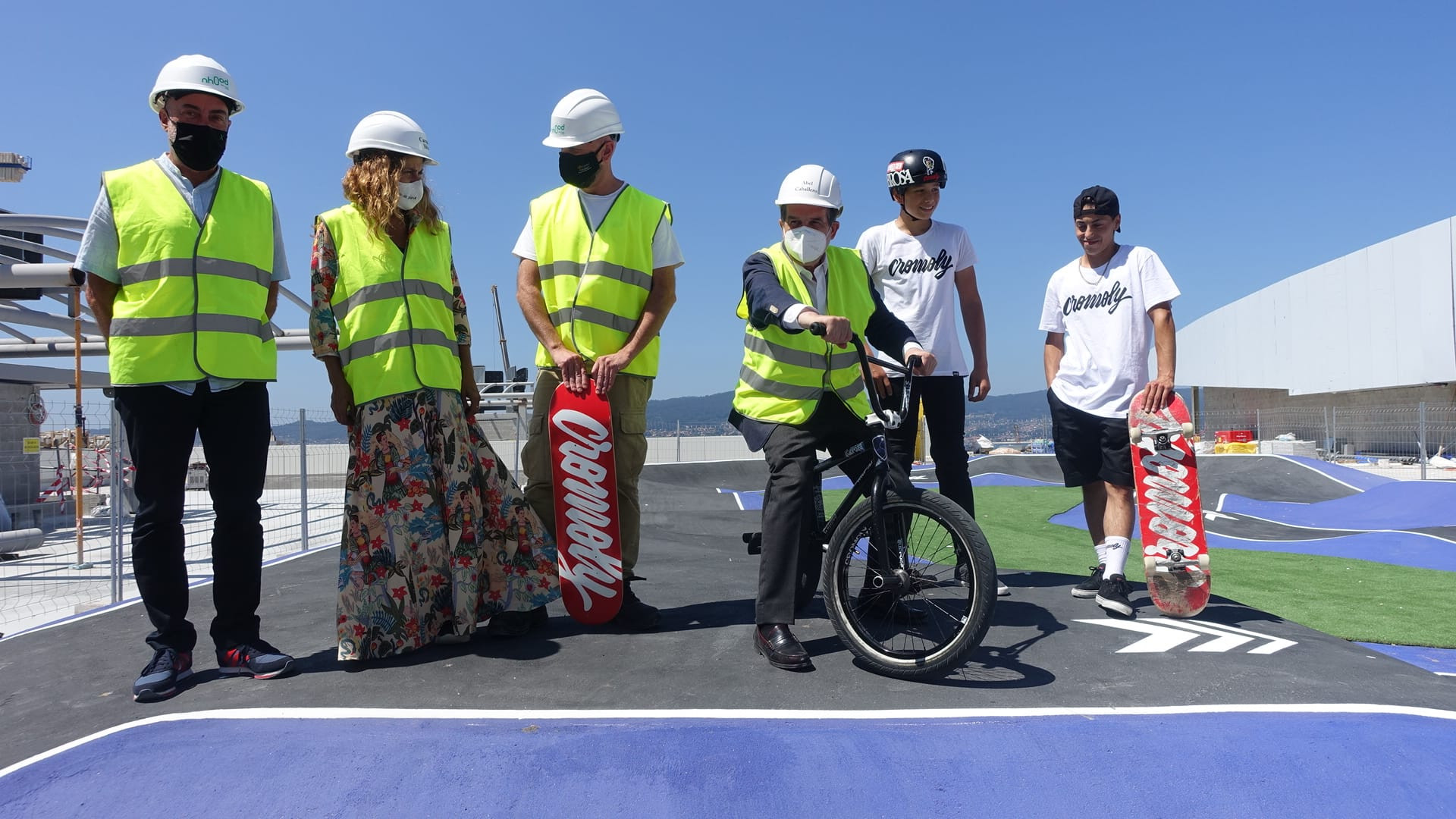 Visita del alcalde, Abel Caballero, a la pista de Vialia. Foto: Cedida