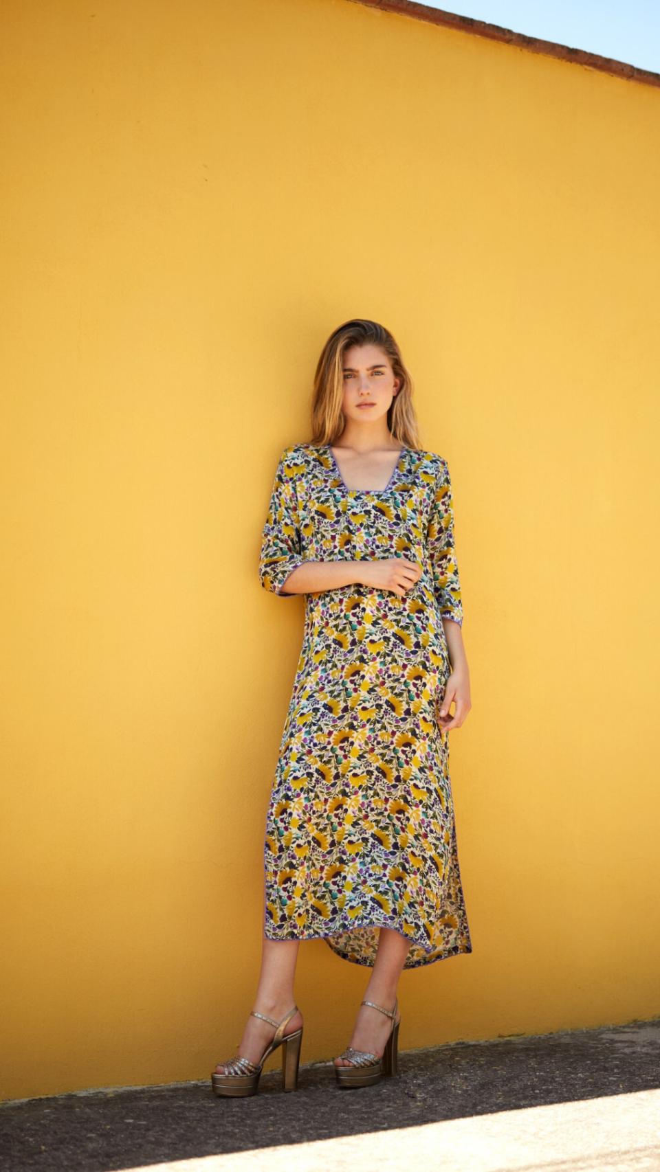 El vestido que luce Tamara, en la web de la firma Michonet.