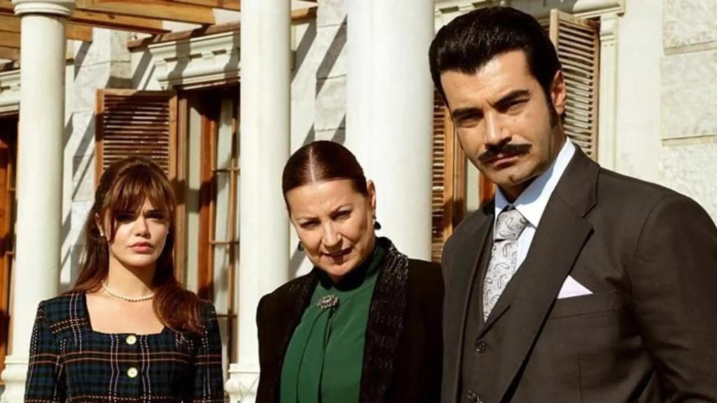 'Tierra amarga' no ha parado de mejorar sus cifras en Antena 3, venciendo a 'Sálvame Naranja' varias tardes.