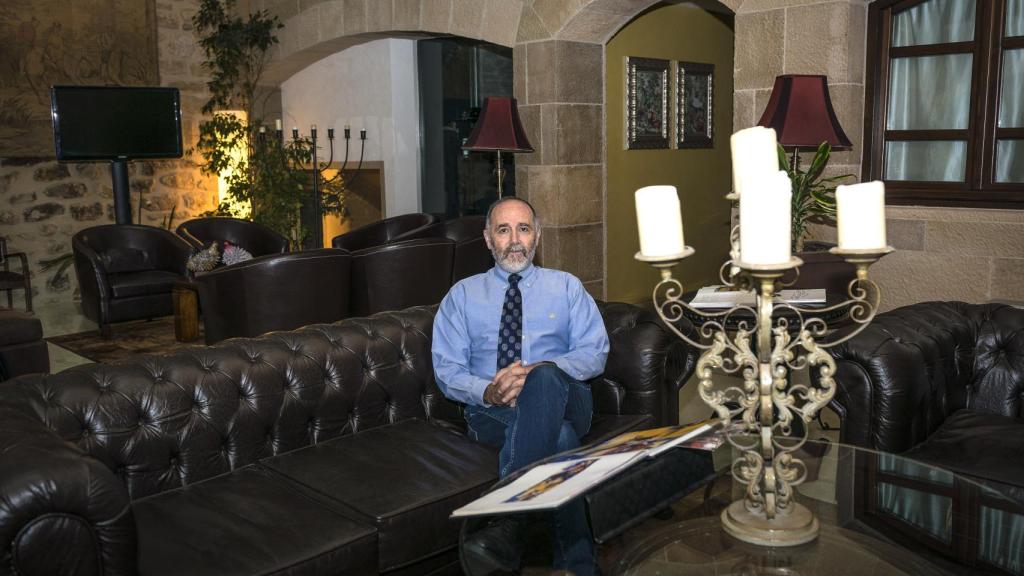 Fernando Reinares atiende a este periódico desde su residencia en Laguardia.