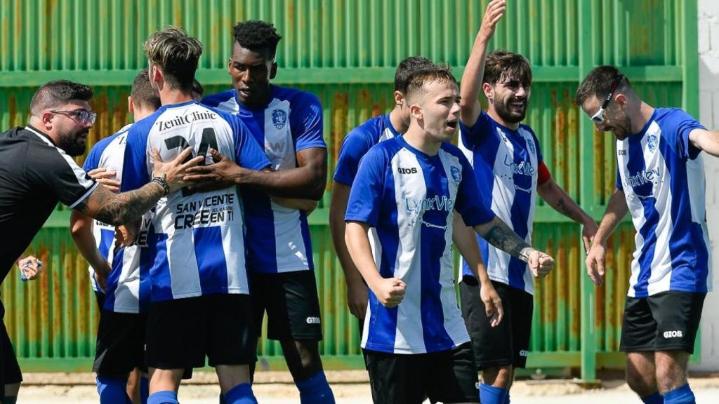 Jugadores del Club Deportivo Iraklis.