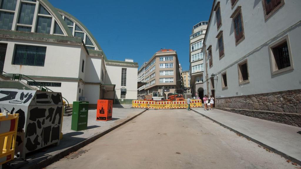 Obras en el exterior de San Agustín.