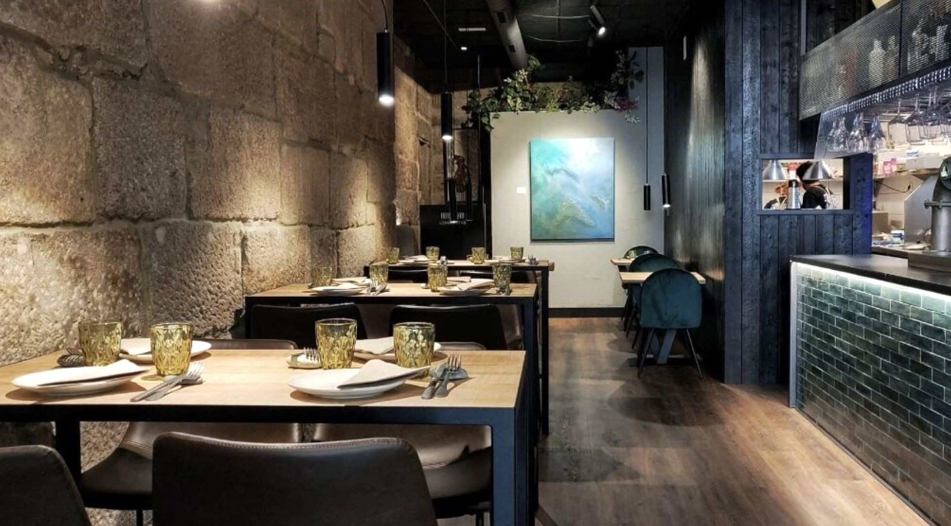 Interior del nuevo local. Foto: Os Maristas.