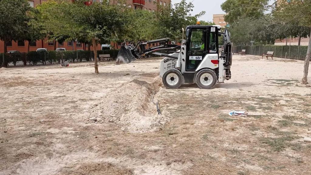 Adecuación parque canino de la calle Cronista Vicente Morellá.