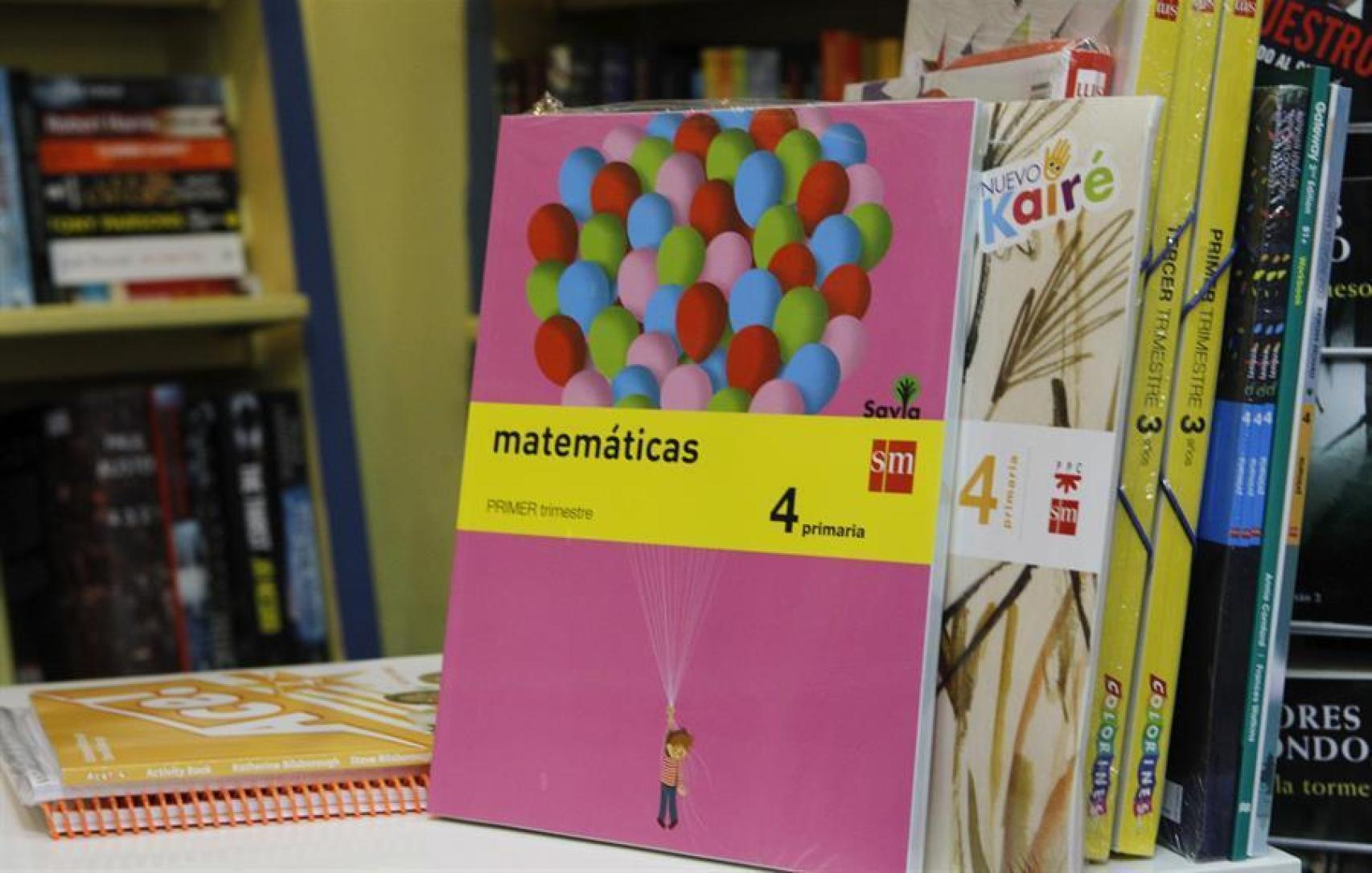 Una imagen de libros de textos.