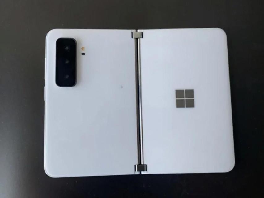 Microsoft Surface Duo 2