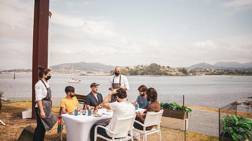 El restaurante más pequeño del mundo en el Barbeira Season Fest de Baiona.