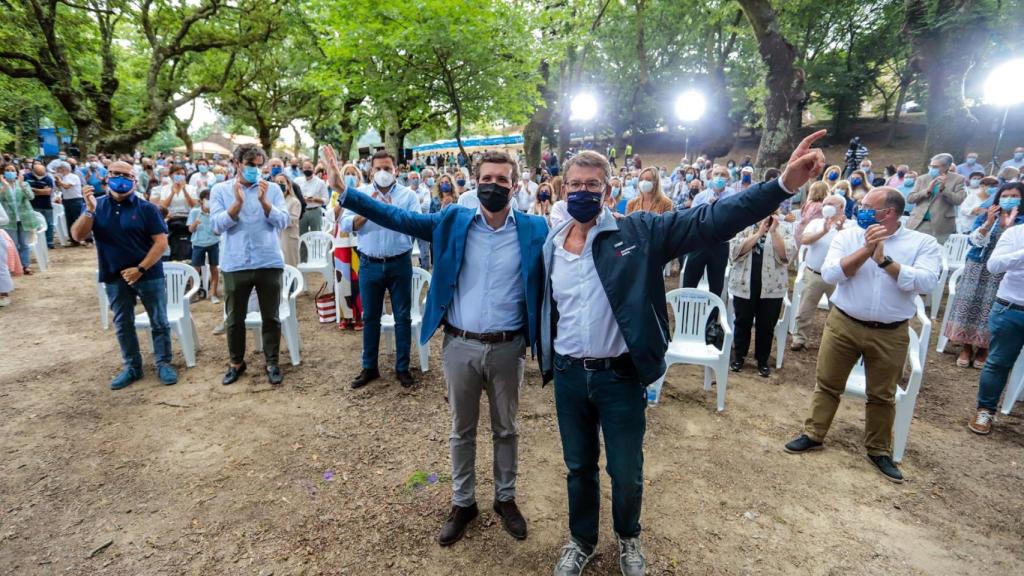El presidente del PPdeG, Alberto Núñez Feijóo, y el presidente nacional del PP, Pablo Casado.