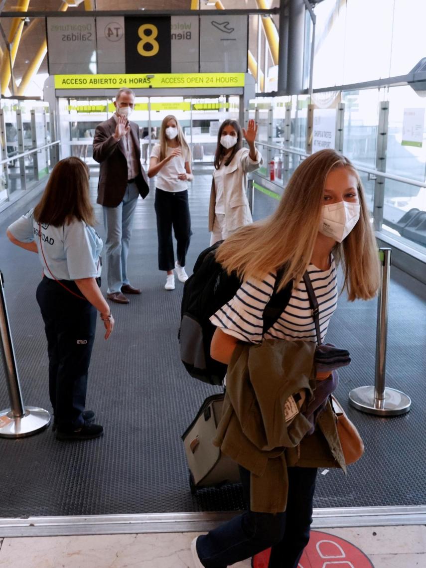 La princesa Leonor, a punto de volar hacia Gales.