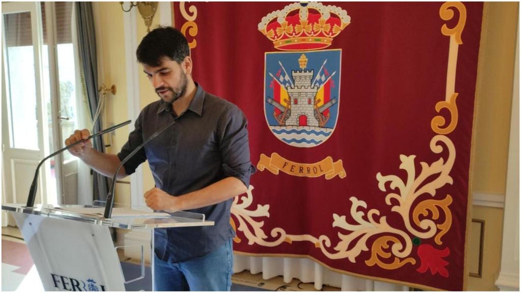 Reina en rueda de prensa.