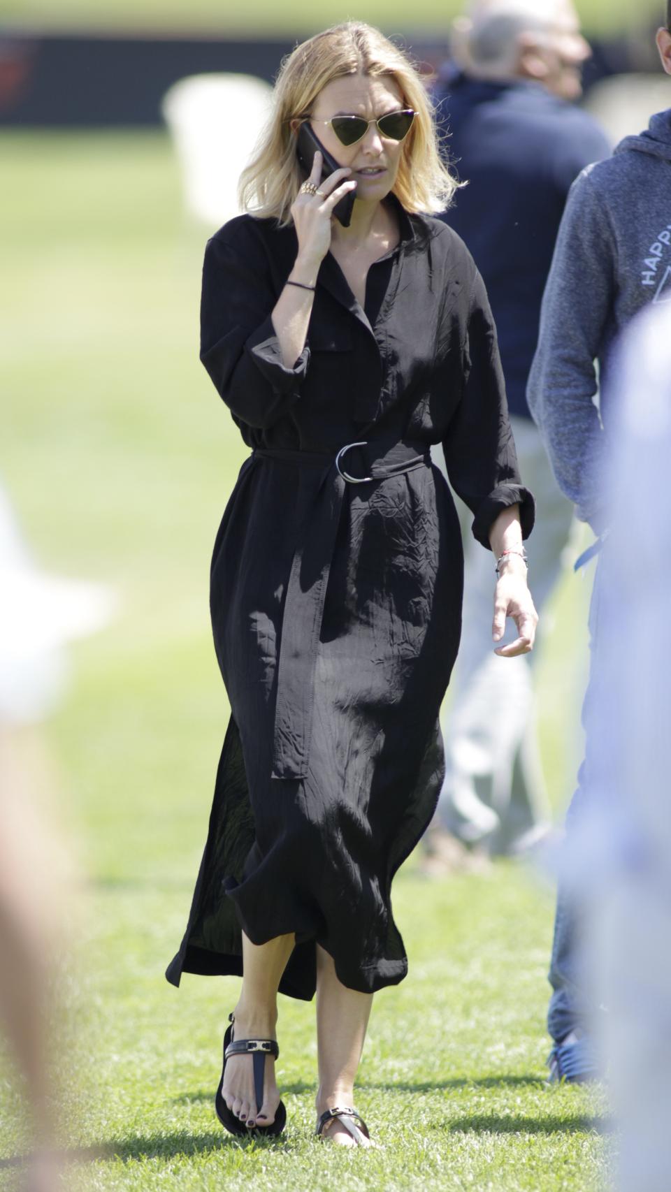 Marta Ortega, con uno de sus habituales vestidos camiseros.