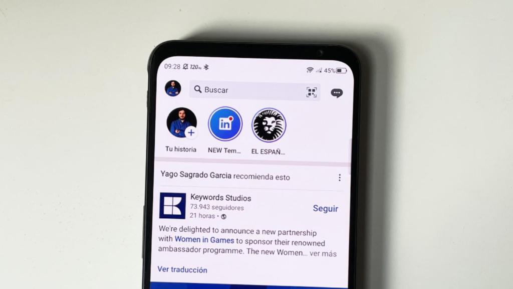 Linkedin también eliminará sus historias.