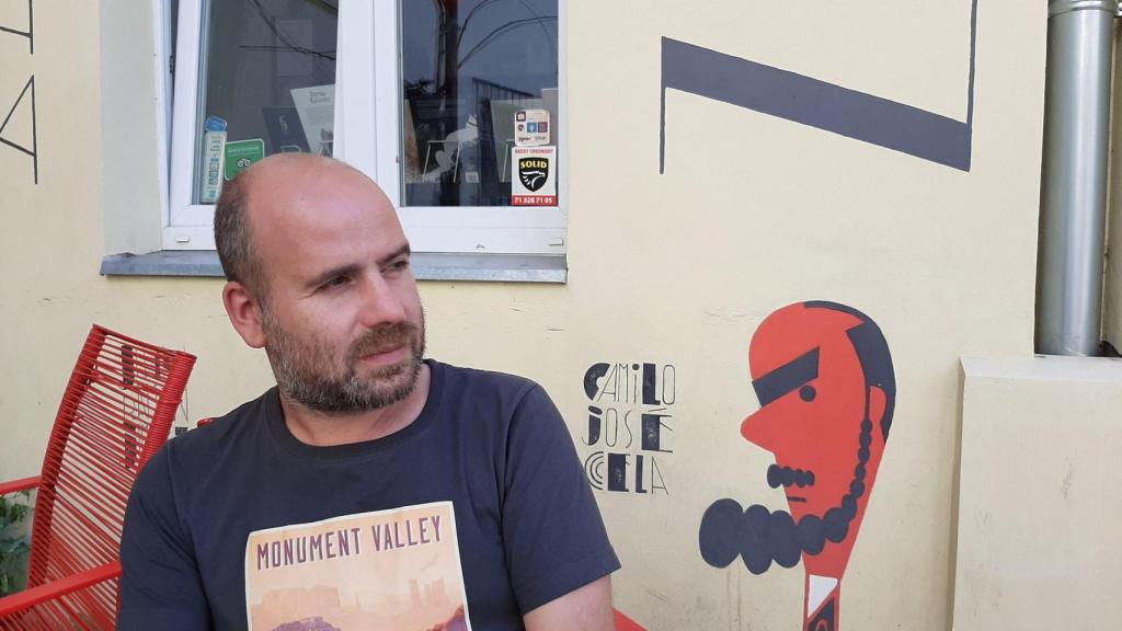 Javier Peña, escritor: Agnes es una novela muy santiaguesa