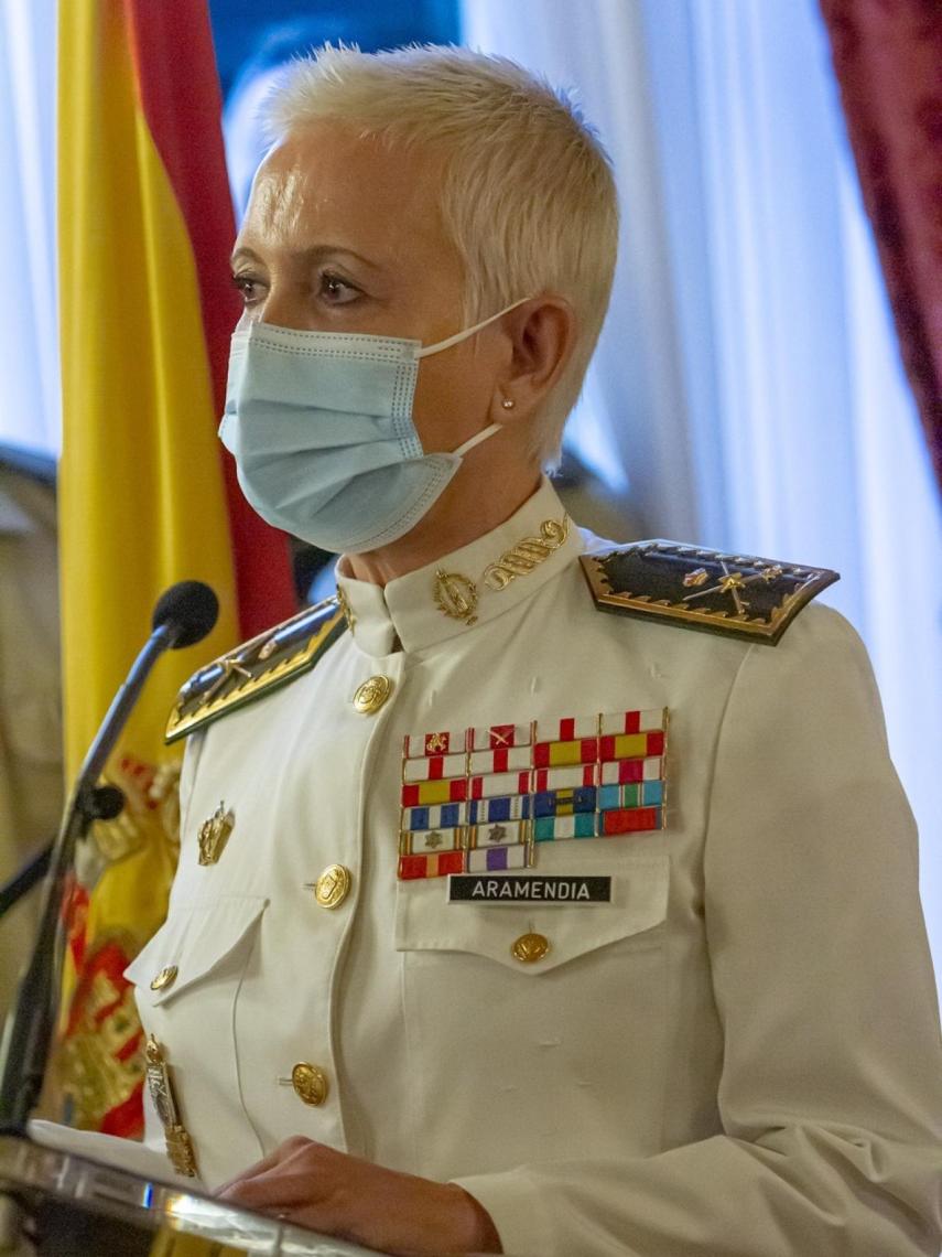 La General Aramendía durante la toma de posesión.