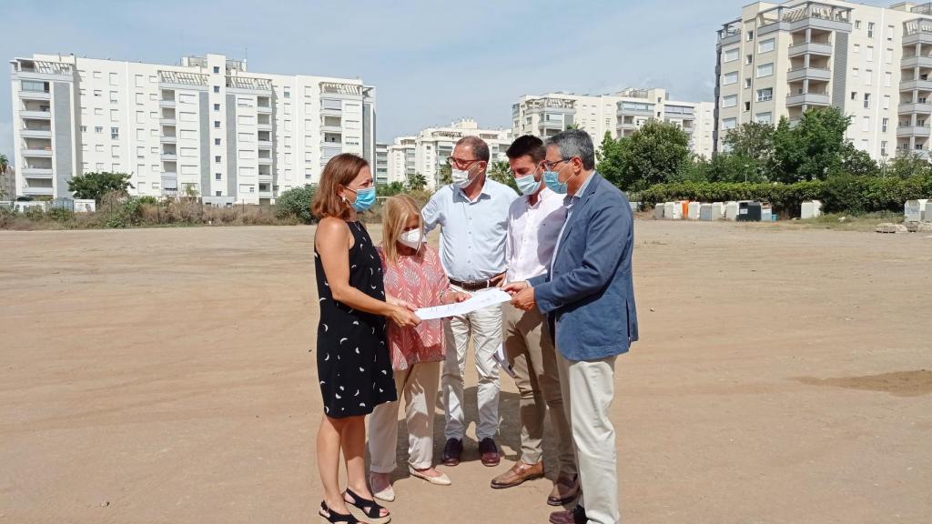 Trámites para el nuevo centro.