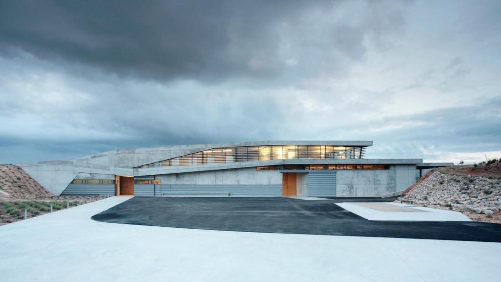 Bodega Tr3smano en la milla de oro de la Ribera del Duero.