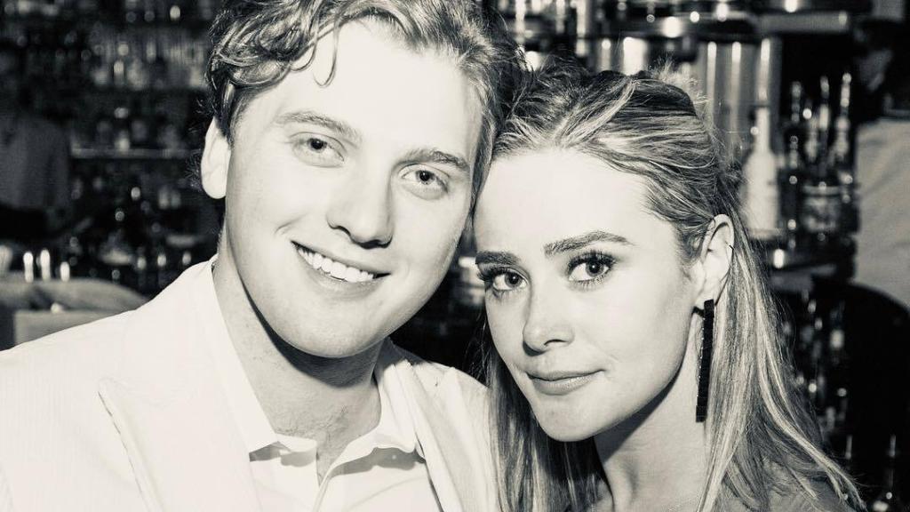 Naomi Biden junto a su pareja sentimental, Peter Neal, en una imagen de sus redes sociales.