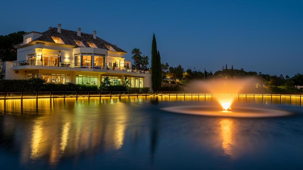 Imagen de la terraza de El Lago, en Marbella.