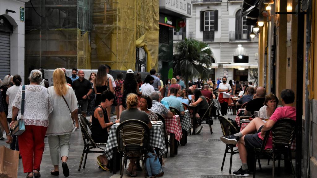 Una imagen de terrazas en el centro de Málaga.