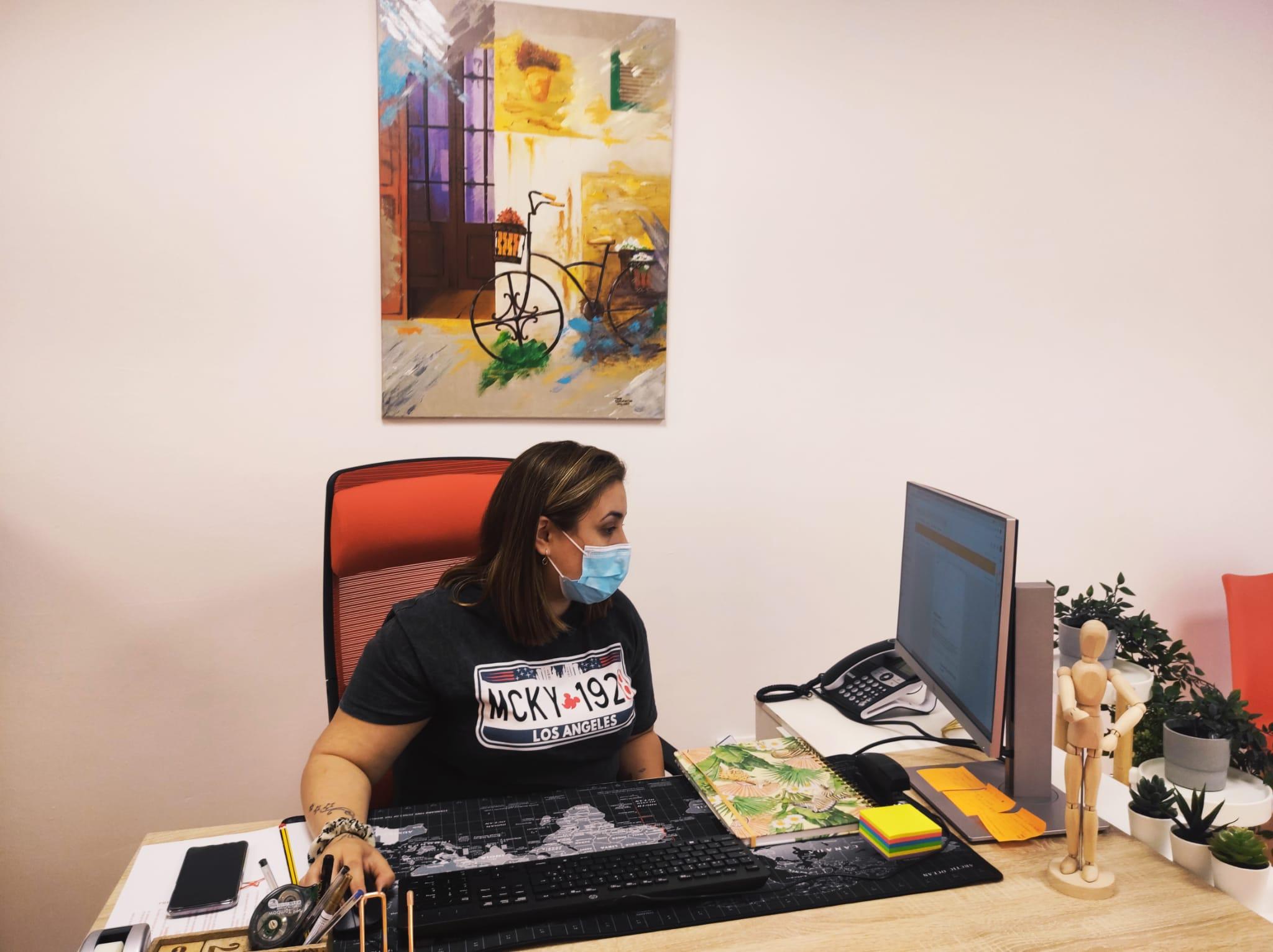 El cuadro, pintado por un cliente. Foto: Quincemil.