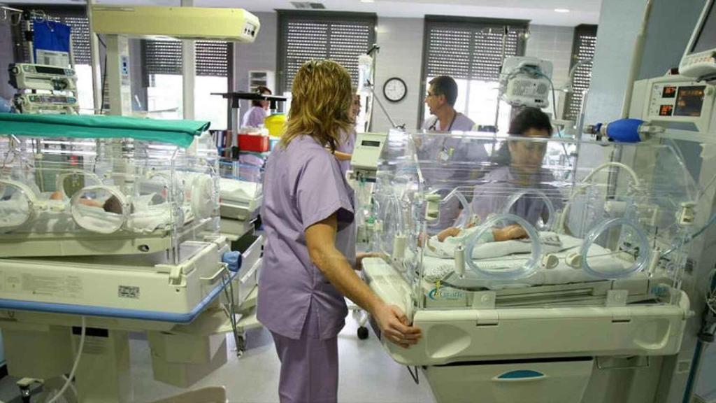 Imagen de archivo de una UCI pediátrica.