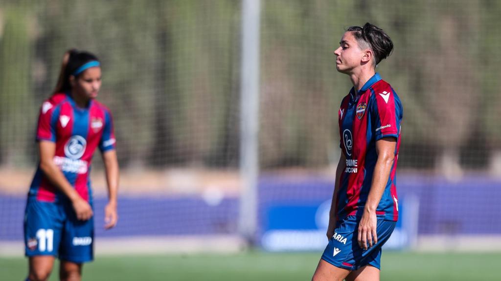 Carol Ferez, durante un partido del Levante