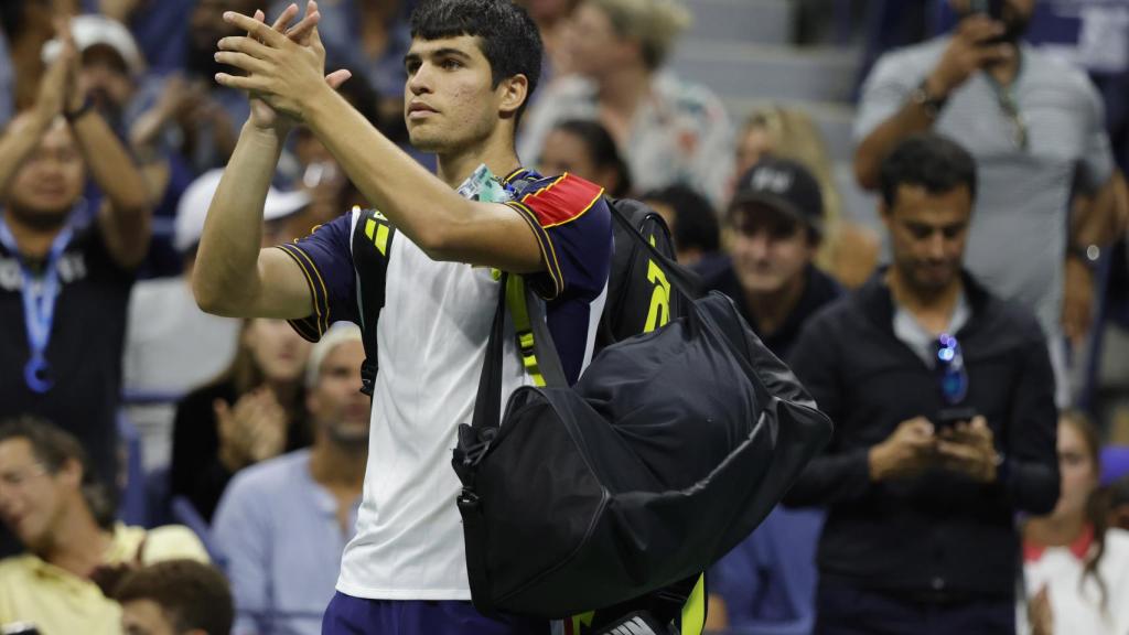 Alcaraz, tras retirarse del partido ante Auger-Aliassime.