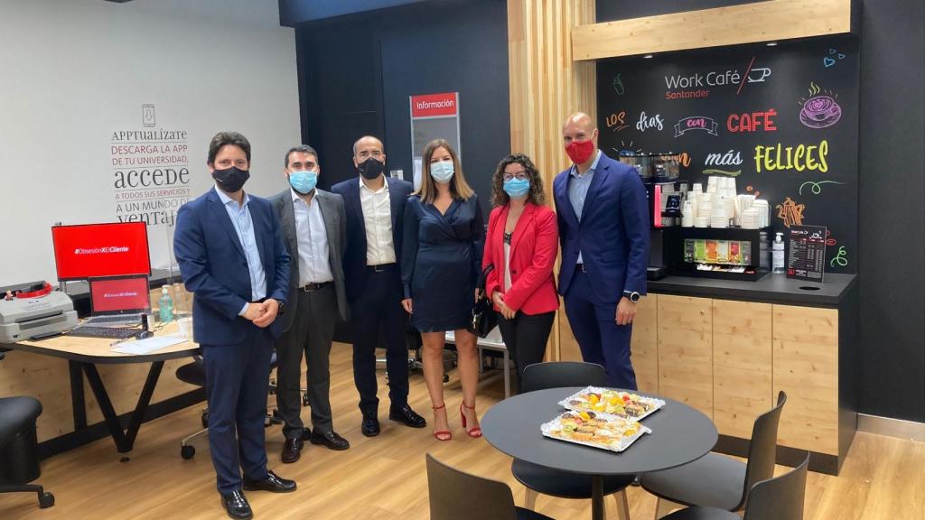 Inauguración del Work Café en el campus de Ourense.