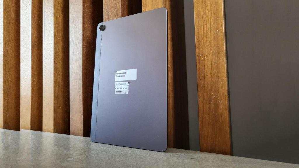 Realme Pad trasera