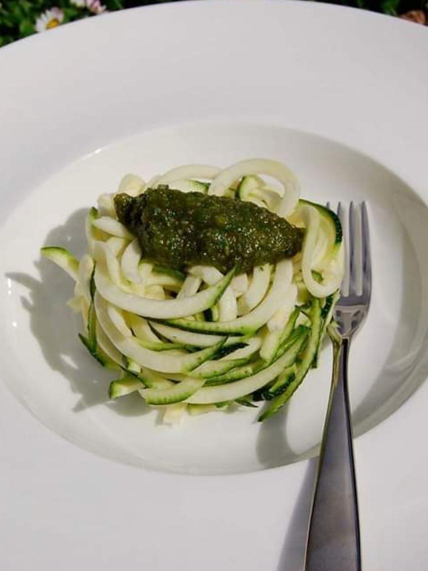Los espaguetis de calabacín, requesón y frutos seco de María Jiménez.