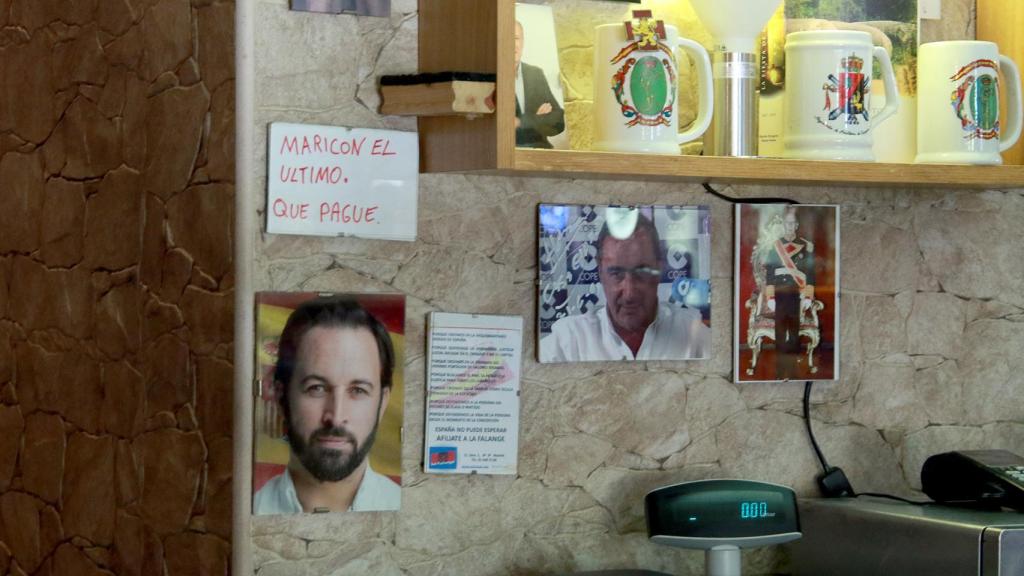 Imagen de Santiago Abascal en el bar de Eladio.