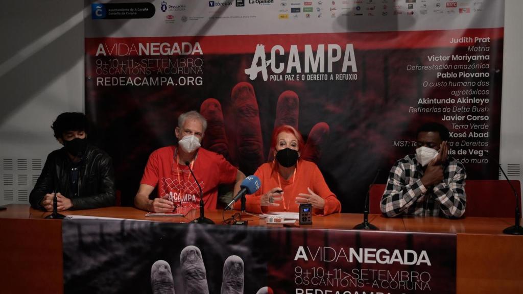 Rosa María Calaf reclama un periodismo que visibilice lo que se quiere callar en A Coruña