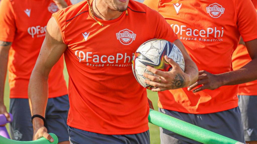 Último entrenamiento del Intercity antes del derbi.
