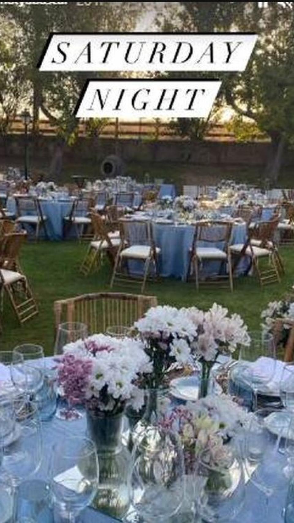 La decoración de las mesas.