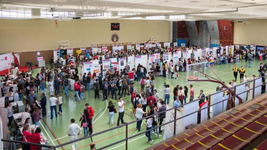 feria-bienvenida-usal