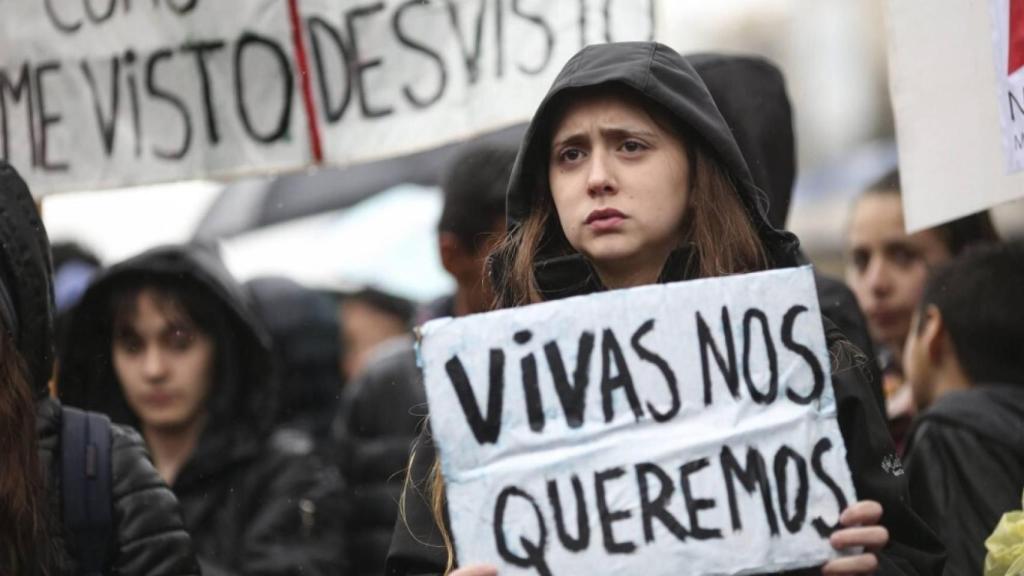 Una mujer en una manifestación contra la violencia de género.