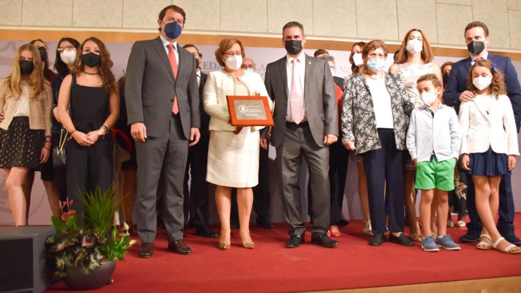 Medalla victimas terrorismo aliste mañueco junta salamanca (27)