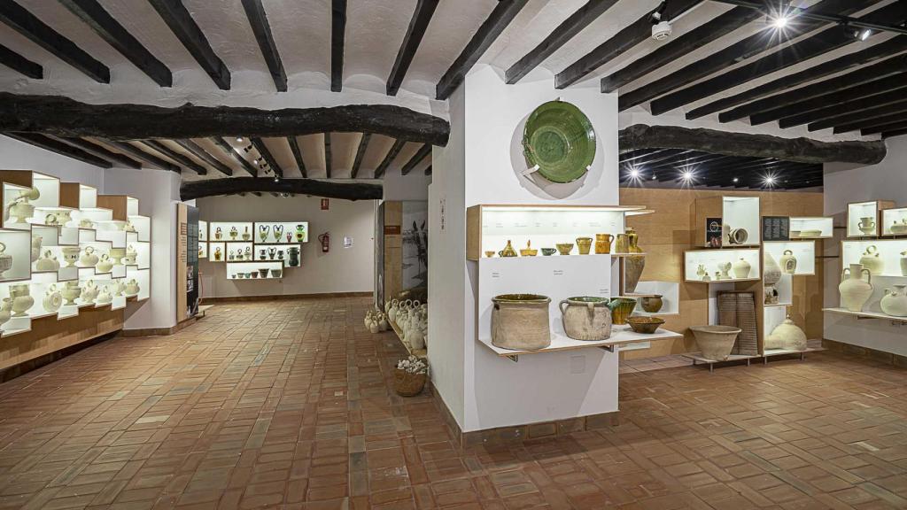 El Instituto Gil-Albert inaugura un ciclo sobre los museos locales para divulgar el patrimonio cultural de la provincia.