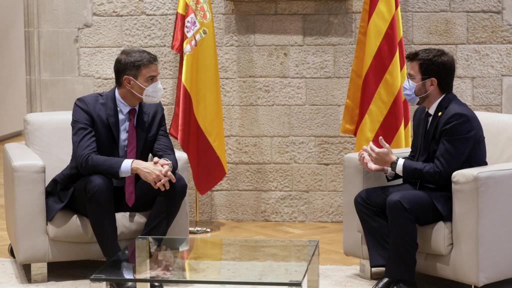 Pedro Sánchez y Pere Aragonès este miércoles en el Palau. Efe